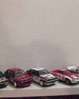 13  modellini auto rally 1/43