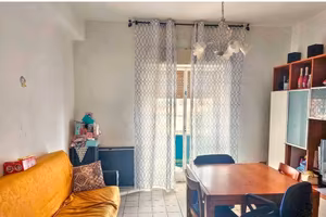 Asta Appartamento piano secondo con balconi