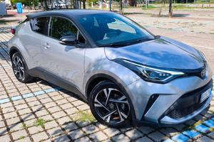 TOYOTA C-HR 1.8 HYBRID E-CVT TREND