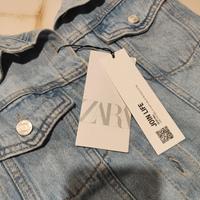 Abito di jeans con scollatura posteriore 