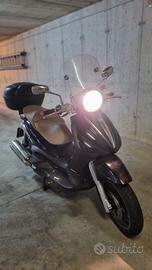 Piaggio Beverly Cruiser