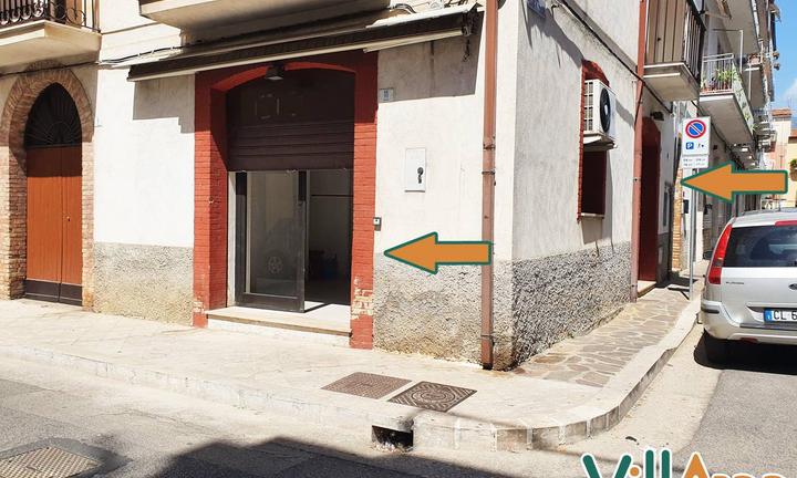 Locale commerciale - Fondi