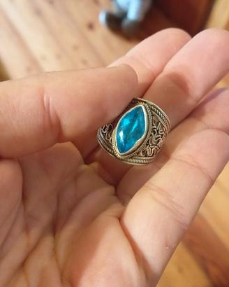 Anello topazio blu e argento uomo