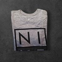 T-shirt Nike grigia M - 100% cotone, maniche corte