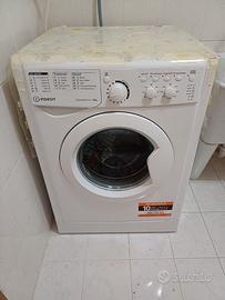 Lavatrice INDESIT