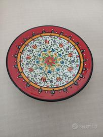 Piatto decorativo in ceramica dipinto a mano 