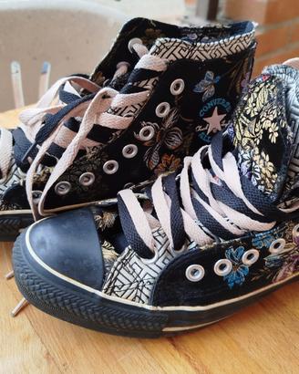 Scarpe Converse alte Limited Edition 
