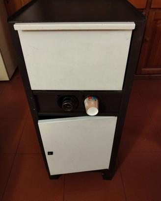 mobiletto metallico macchina da caffe ufficio illy