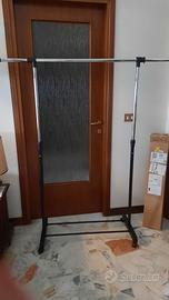 appendiabiti 2 con ruote