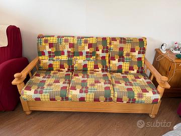 Set divano 3 posti e due poltrone