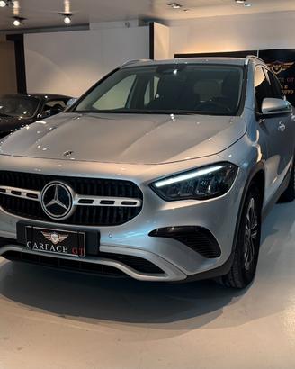 MERCEDES-BENZ GLA 180d Advanced - 2024