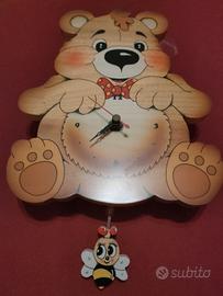 Orologio Bartolucci, in legno con pendolo