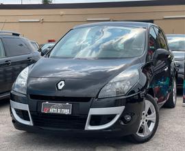 Renault Scenic X-Mod 1.5 dCi 110CV Luxe
