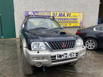 Mitsubishi l200 animal 2004