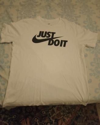 Maglietta Nike 