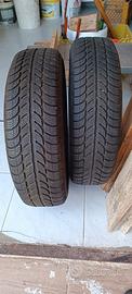 2 gomme semi nuove