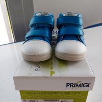 Scarpe bimbo Primigi con velcri