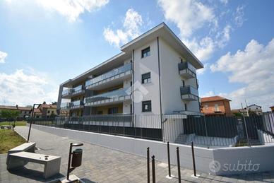 3 LOCALI A CORNATE D'ADDA