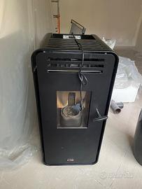 Stufa a pellet ventilata