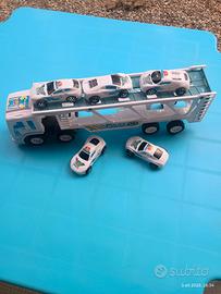 camion con macchinine