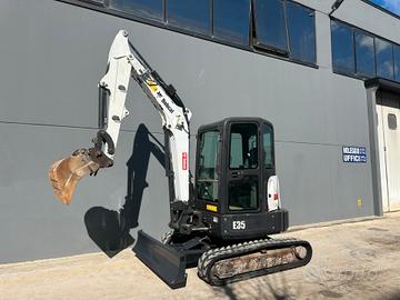 Bobcat Mini-escavatore E35