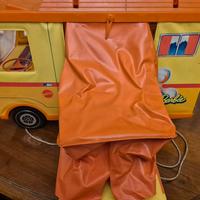 Barbie camper