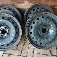 Set cerchi in ferro r15