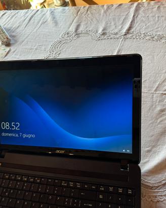 Acer E1