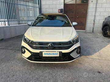 VOLKSWAGEN Taigo 1.0 TSI 110 CV DSG R-Line