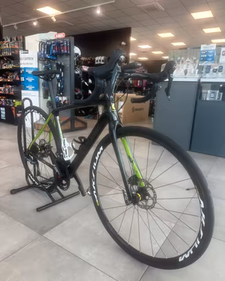 Cannondale synapse carbon 105 disc