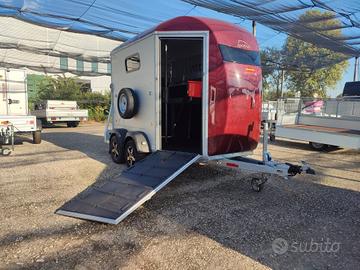 Trailer trasporto cavalli rampa anteriore