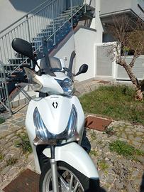 Honda SH 125 Tagliandato e Gomme Nuove