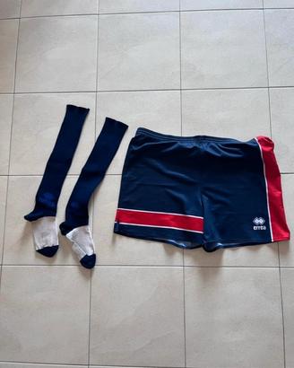 Pantaloncini e calzettoni “erreà” anni 90/00