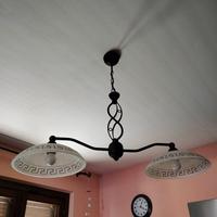 Lampadario in ferro battuto