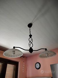 Lampadario in ferro battuto