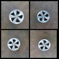 kit di 4 cerchi in lega originali per NISSAN R.17"