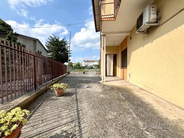 CASA INDIPENDENTE A PONTE SAN NICOLÒ