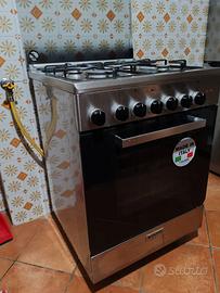 Cucina gas con forno