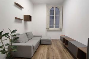 Osimo Centro: Elegante 60 mq Arredato con Ingresso