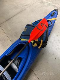 Canoa fluviale+pagaia+salvagente