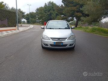 Opel Corsa 1.3 CDTI a euro 2.200 trattabili 