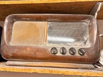 Radio d’epoca Kennedy modello k 536
