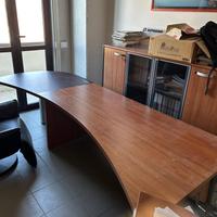 Mobile per ufficio con ante in vetro 150x100