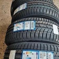 4 gomme nuove invernali 235 55 19 toyo