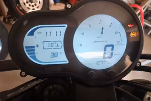 Benelli 500 trail