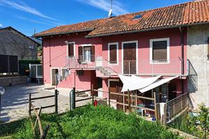 CASA SEMINDIPENDENTE A VAL DELLA TORRE
