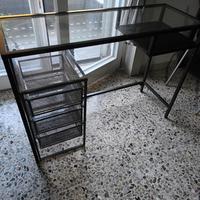 Tavolo per PC IKEA linea VITTSJO