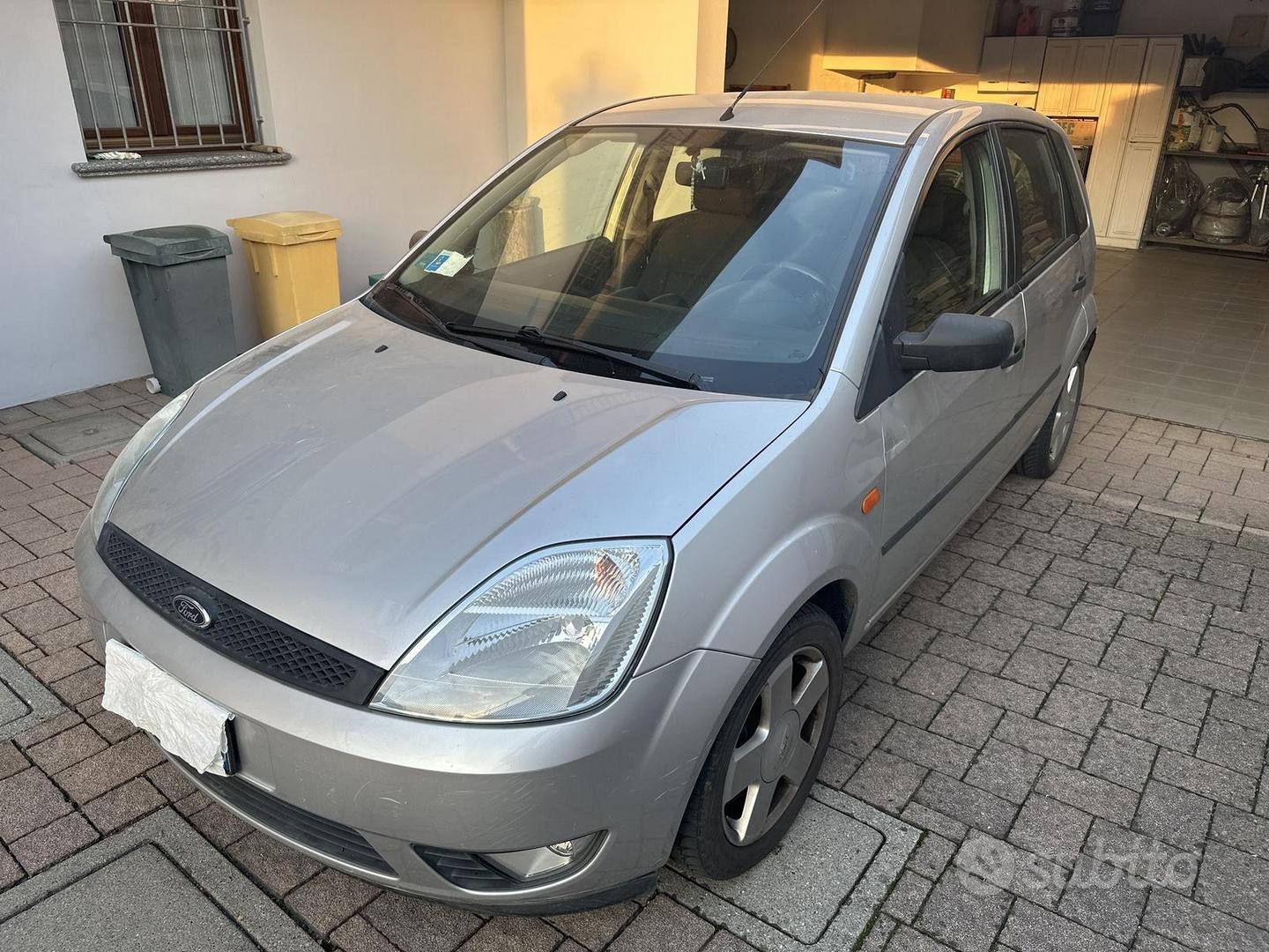 Ford Fiesta 2002 photo 4