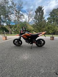KSR Moto Generic Trigger SM 125 Motard ( 2020)