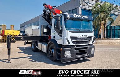IVECO STRALIS 310 CON GRU PALFINGER